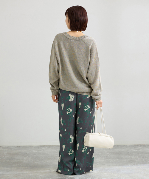 IENA（イエナ）の「Deveauxボタニカルフラワープリントパンツ（その他パンツ・レディース・チャコールグレー/アイボリー・38/36）」の13枚目の写真