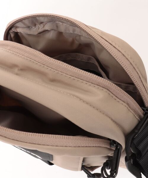 THE NORTH FACE(ザノースフェイス)の「【韓国限定・日本未入荷】THE NORTH FACE BIG SHOT CROSS BAG / ノースフェイス ビッグショット クロスバッグ(ショルダーバッグ・メンズ・ダークベージュ/ブラック/ダークパープル・FREE)」の7枚目の写真