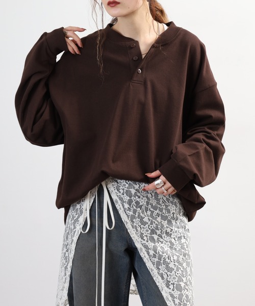 FRUIT OF THE LOOM(フルーツオブザルーム)の「ヘビーオンスL/Sヘンリーネック 長袖(Tシャツ/カットソー・メンズ・ブラウン/ホワイト・M/L/XL/XXL)」の5枚目の写真