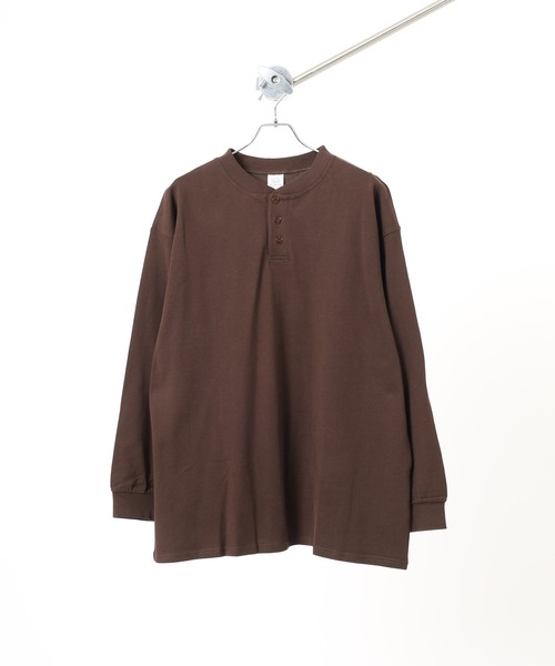 FRUIT OF THE LOOM(フルーツオブザルーム)の「ヘビーオンスL/Sヘンリーネック 長袖(Tシャツ/カットソー・メンズ・ブラウン/ホワイト・M/L/XL/XXL)」の14枚目の写真