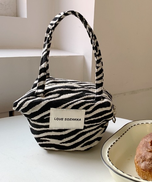 Vipoa(ヴィポア)の「Triangular handbag(ハンドバッグ・レディース・ドット/ゼブラ・FREE)」の18枚目の写真