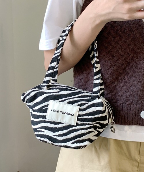 Vipoa(ヴィポア)の「Triangular handbag(ハンドバッグ・レディース・ドット/ゼブラ・FREE)」の20枚目の写真