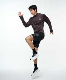 LIMELIGHT APPAREL（ライムライトアパレル）の「LLRランニングビッグロゴストレートコンプレッションショーツ メンズ (ブラック/ホワイト)（その他パンツ）」