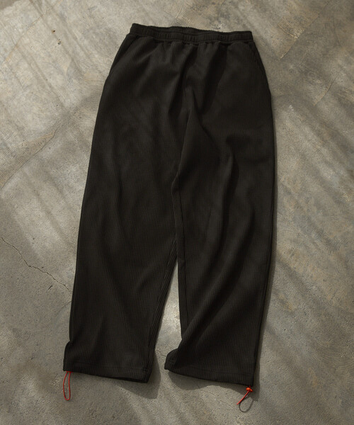 Firsthand（ファーストハンド）の「Firsthand/ファーストハンド スピンドル テック サーマル イージー ワイドパンツ（その他パンツ・メンズ・ブラック/チャコールグレー/ブルーグレー・LARGE/MEDIUM）」の4枚目の写真