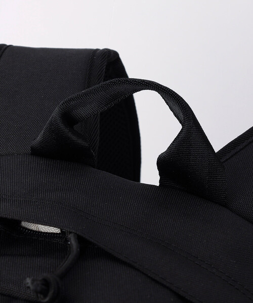 FREAK'S STORE(フリークスストア)の「NEW ERA/ニューエラ 限定展開 キャンパスパック 35L ブラック(バックパック/リュック・メンズ・ブラック・フリ-)」の6枚目の写真