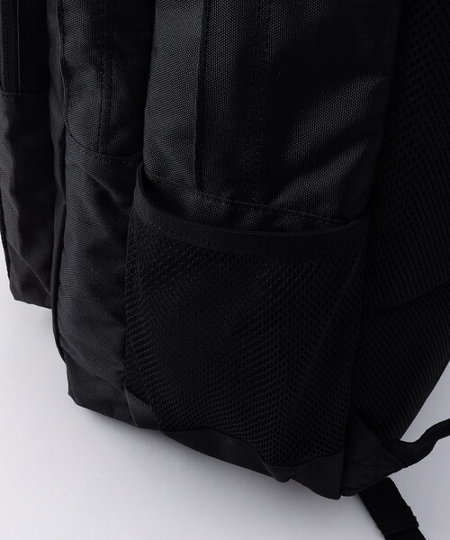 FREAK'S STORE(フリークスストア)の「NEW ERA/ニューエラ 限定展開 キャンパスパック 35L ブラック(バックパック/リュック・メンズ・ブラック・フリ-)」の7枚目の写真