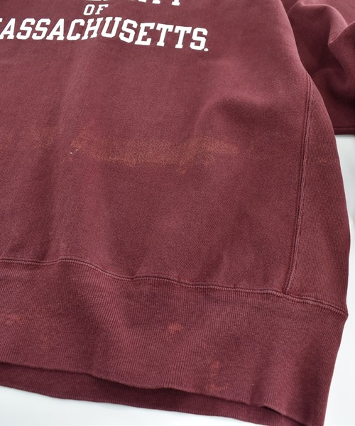 Champion(チャンピオン)の「【USED】Y2K Champion “University of Massachusetts” リバースウィーブ スウェット(スウェット・メンズ・バーガンディー・XX-LARGE)」の9枚目の写真