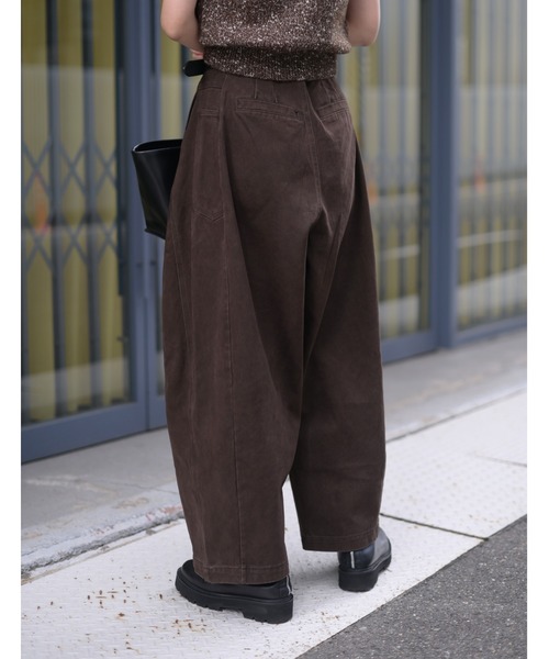 Marient（マリエント）の「カーブ切替デニムPT（デニムパンツ・レディース・ブラウン・S）」の3枚目の写真