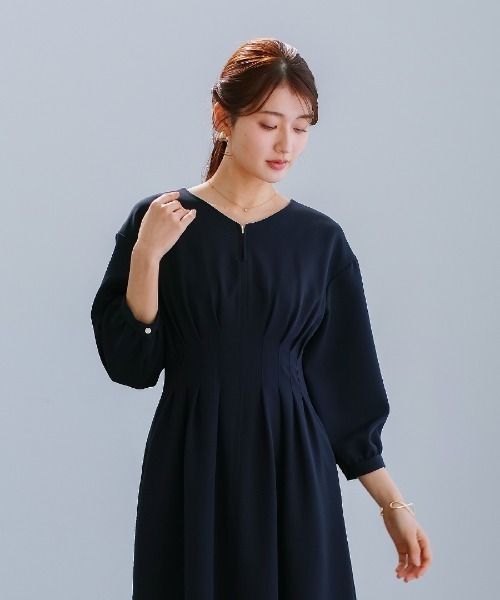 White Collection（ホワイトコレクション）の「【多機能すぎるワンピース】ダブルピケクロス・タックデザインフレアワンピース（ワンピース・レディース・ベージュ/ネイビー/アイボリー・S/M/L）」の16枚目の写真