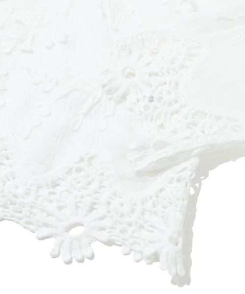 CUBE SUGAR（キューブシュガー）の「CUBE SUGAR/キューブシュガー　花柄 レースシアーシャツ（シャツ/ブラウス・レディース・ホワイト・FREE）」の5枚目の写真