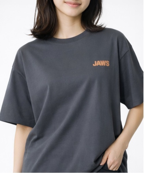 ALWAYS GOOD TIME（オルウェイズグッドタイム）の「【JAWS/ジョーズ】USD加工アートワークプリント半袖Tシャツ（Tシャツ/カットソー・メンズ・ブラック系その他/アイボリー/ホワイト系その他/スミクロ・L/M/LL）」の21枚目の写真