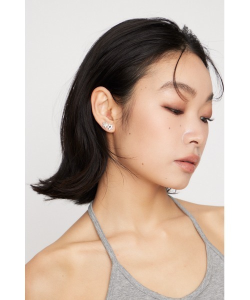 LAGUA GEM（ラグアジェム）の「SMALL STAR ピアス（ピアス（両耳用）・レディース・シルバー/ゴールド・FREE）」の4枚目の写真