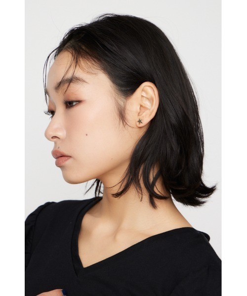 LAGUA GEM（ラグアジェム）の「SMALL STAR ピアス（ピアス（両耳用）・レディース・シルバー/ゴールド・FREE）」の9枚目の写真