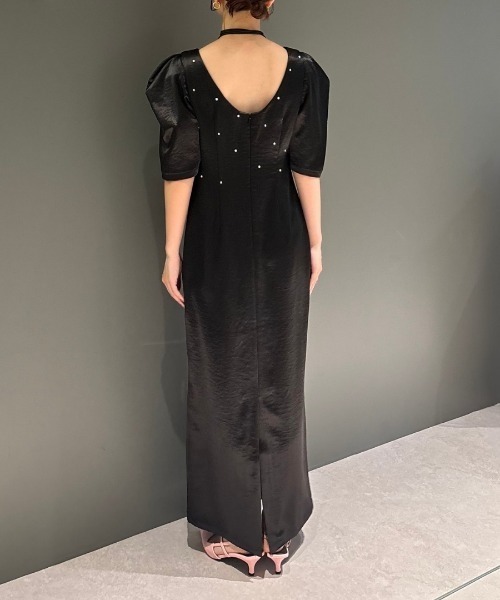 ANDRESD(アンドレスド)の「パールグローサテンドレス / pearl glow satin dress(ドレス・レディース・ブラック/ブロンズ・L/M/S)」の15枚目の写真