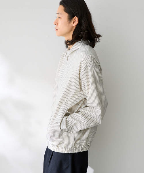 B.C STOCK（ベーセーストック）の「FORHUS ストライプシャツブルゾン（その他アウター・メンズ・ブルー系その他/ホワイト・LARGE/MEDIUM）」の5枚目の写真