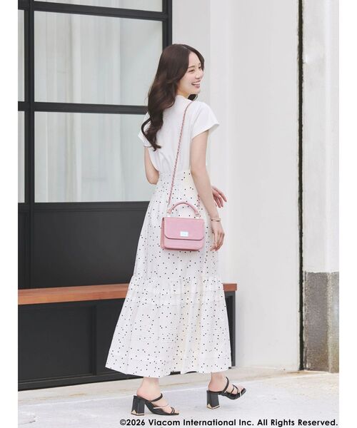 MERCURYDUO（マーキュリーデュオ）の「【EMILY IN PARISコラボ】バーティカルフォトTシャツ（Tシャツ/カットソー・レディース・オフホワイト・FREE）」の7枚目の写真