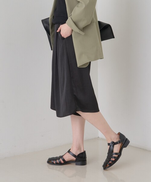 Rouge vif（ルージュヴィフ）の「シックサテンハーフパンツ/ワイドキュロット/ウエストゴム（その他パンツ・レディース・ブラック・36/38）」の4枚目の写真
