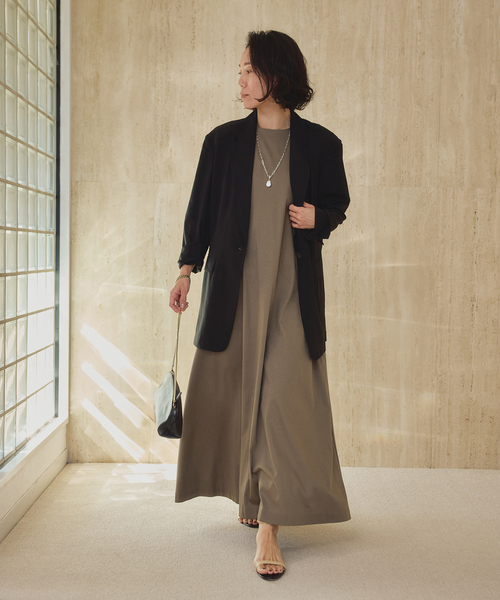 VERMEIL par iena（ヴェルメイユパーイエナ）の「Smooth マキシワンピース（ワンピース・レディース・ブラック/カーキ・FREE）」の22枚目の写真