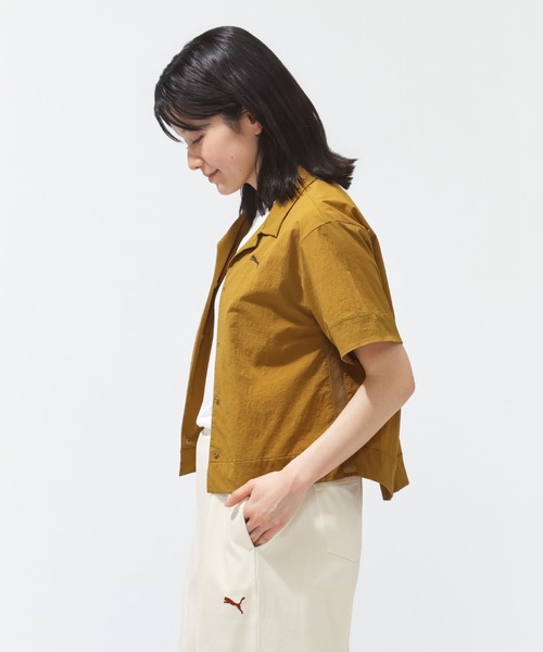 PUMA(プーマ)の「プーマ PUMA ESS ELEVATED ウーブン SS シャツ(シャツ/ブラウス・レディース・ベージュ/スモークピンク/ブラック・S/M/L)」の5枚目の写真
