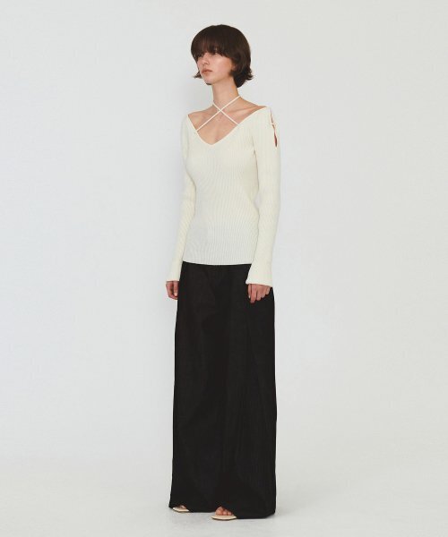 DIAGONAL(ダイアゴナル)の「V NECK STRAP KNIT (ivory)(ニット/セーター・レディース・その他・FREE)」の6枚目の写真