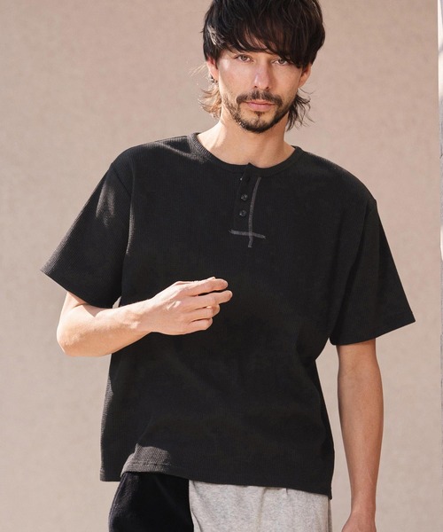 CAMBIO(カンビオ)の「mt10463-ワッフルヘンリーTシャツ(26A-14130CM)(Tシャツ/カットソー・メンズ・オフホワイト/ミックスグレー/ブラック・M/L/XL)」の10枚目の写真