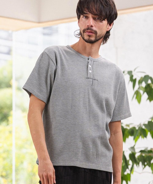 CAMBIO(カンビオ)の「mt10463-ワッフルヘンリーTシャツ(26A-14130CM)(Tシャツ/カットソー・メンズ・オフホワイト/ミックスグレー/ブラック・M/L/XL)」の16枚目の写真
