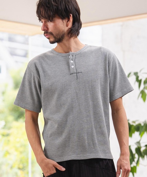 CAMBIO(カンビオ)の「mt10463-ワッフルヘンリーTシャツ(26A-14130CM)(Tシャツ/カットソー・メンズ・オフホワイト/ミックスグレー/ブラック・M/L/XL)」の17枚目の写真