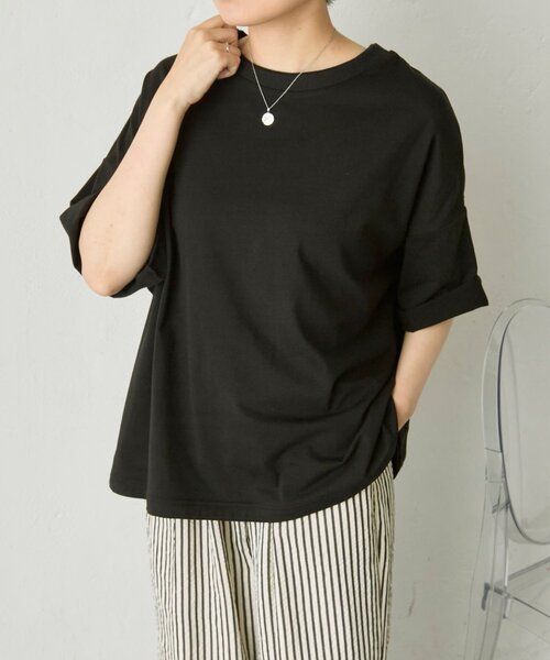 ear PAPILLONNER（イアパピヨネ）の「【ouchi企画】《接触冷感 /速乾 /UV加工》コラボTシャツ【SUM1 STYLE(スミスタイル)】（Tシャツ/カットソー・レディース・ホワイト/ブラック/ブラック系その他・FREE）」の3枚目の写真