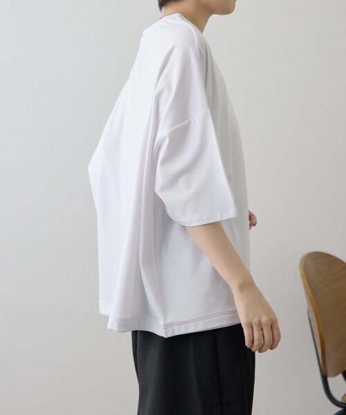 ear PAPILLONNER（イアパピヨネ）の「【ouchi企画】《接触冷感 /速乾 /UV加工》コラボTシャツ【SUM1 STYLE(スミスタイル)】（Tシャツ/カットソー・レディース・ホワイト/ブラック/ブラック系その他・FREE）」の9枚目の写真