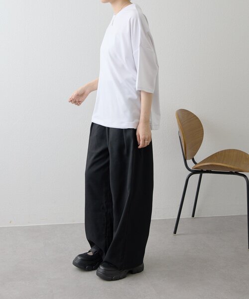 ear PAPILLONNER（イアパピヨネ）の「【ouchi企画】《接触冷感 /速乾 /UV加工》コラボTシャツ【SUM1 STYLE(スミスタイル)】（Tシャツ/カットソー・レディース・ホワイト/ブラック/ブラック系その他・FREE）」の11枚目の写真