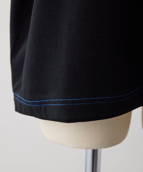 ear PAPILLONNER（イアパピヨネ）の「【ouchi企画】《接触冷感 /速乾 /UV加工》コラボTシャツ【SUM1 STYLE(スミスタイル)】（Tシャツ/カットソー・レディース・ホワイト/ブラック/ブラック系その他・FREE）」の4枚目の写真