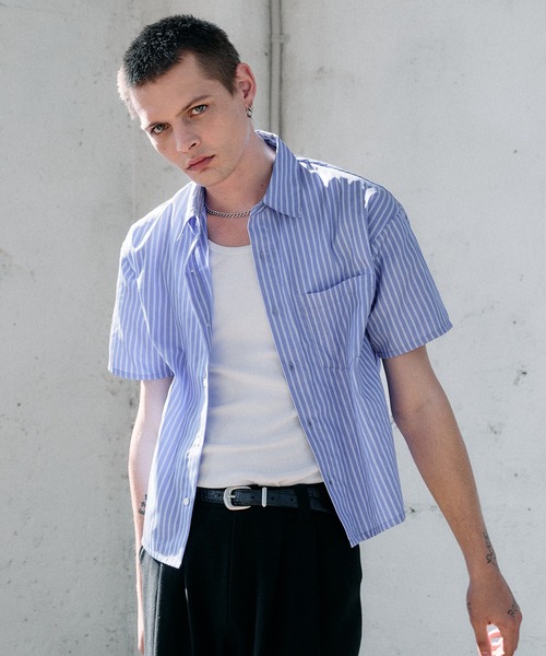 Regen Glanz（レーゲングランツ）の「cropped box fit stripe shirt/ クロップドボックスフィットストライプシャツ（シャツ/ブラウス・メンズ・ブルー/ライトホワイト・MEDIUM/SMALL/LARGE）」の20枚目の写真