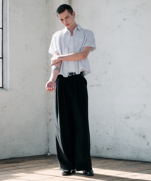 Regen Glanz（レーゲングランツ）の「cropped box fit stripe shirt/ クロップドボックスフィットストライプシャツ（シャツ/ブラウス・メンズ・ブルー/ライトホワイト・MEDIUM/SMALL/LARGE）」の22枚目の写真