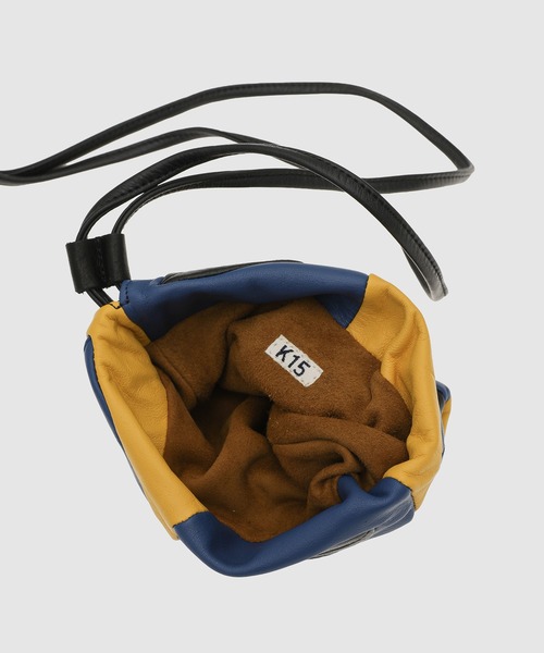 KHOKI（コッキ）の「Hand-patch work leather bag（ハンドバッグ・メンズ・イエロー/ブラウン・FREE）」の5枚目の写真