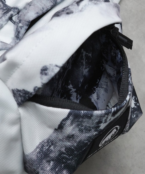 Mammut(マムート)の「/ MAMMUT (マムート)/ Xeron 2.0 Waistpack JE Large AOP(ボディバッグ/ウエストポーチ・メンズ・その他・FREE)」の9枚目の写真