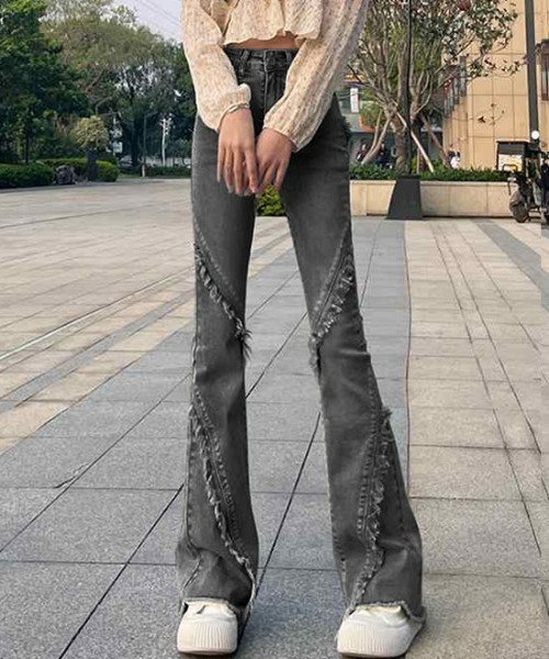 REBALANCE（リバランス）の「フレアデニムパンツ（デニムパンツ・レディース・B/A・X-LARGE/LARGE/MEDIUM）」の3枚目の写真