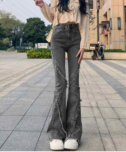REBALANCE（リバランス）の「フレアデニムパンツ（デニムパンツ・レディース・B/A・X-LARGE/LARGE/MEDIUM）」の4枚目の写真