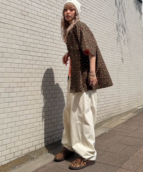 KEBOZ(ケボズ)の「LIGHT COTTON WIDE FIT EASY PANTS(カーゴパンツ・メンズ・ブラック/オリーブ/オフホワイト/ネイビー/ベージュ・M/XL/L)」の9枚目の写真