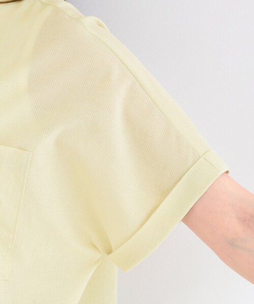 SHOO・LA・RUE（シューラルー）の「【通気性〇/UV/S-LL】風が通り抜ける ひんやり半袖バンドカラーシアーシャツ（シャツ/ブラウス・レディース・ライトイエロー系/ネイビー/オフホワイト/ライトブルー/ブラウン系その他・02/01/04/03）」の13枚目の写真