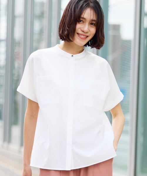 SHOO・LA・RUE（シューラルー）の「【通気性〇/UV/S-LL】風が通り抜ける ひんやり半袖バンドカラーシアーシャツ（シャツ/ブラウス・レディース・ライトイエロー系/ネイビー/オフホワイト/ライトブルー/ブラウン系その他・02/01/04/03）」の8枚目の写真