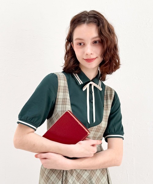 F i.n.t(フィント)の「リボンタイ付きライン入りポロシャツ/fint フィント(ポロシャツ・レディース・レッド/グリーン/オフホワイト・FREE)」の3枚目の写真