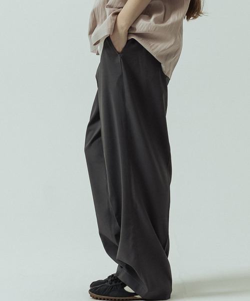 SLICK(スリック)の「【SLICK/スリック】Linen Like Fabric One Tuck Tapered Slacks/リネンライクファブリックワンタックテーパードスラックス(スラックス・メンズ・ベージュ/チャコールグレー/ネイビー・1/2/3)」の16枚目の写真