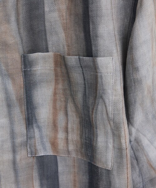 5351 POUR LES HOMMES(ゴーサンゴーイチプールオム)の「スキッパー リネン プリントシャツ(シャツ/ブラウス・メンズ・チャコールグレー/グリーン・44/46/48/50)」の7枚目の写真