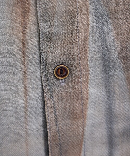 5351 POUR LES HOMMES(ゴーサンゴーイチプールオム)の「スキッパー リネン プリントシャツ(シャツ/ブラウス・メンズ・チャコールグレー/グリーン・44/46/48/50)」の8枚目の写真