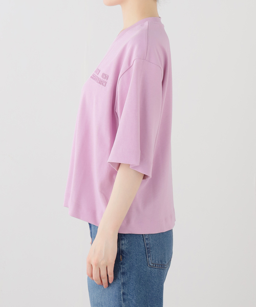 BAUM UND PFERDGARTEN(バウムウンドヘルガーデン)の「BAUM UND PFERDGARTEN バウム ウンド ヘルガーデン JIANA24856(Tシャツ/カットソー・レディース・チャコールグレー/ピンク・FREE)」の4枚目の写真