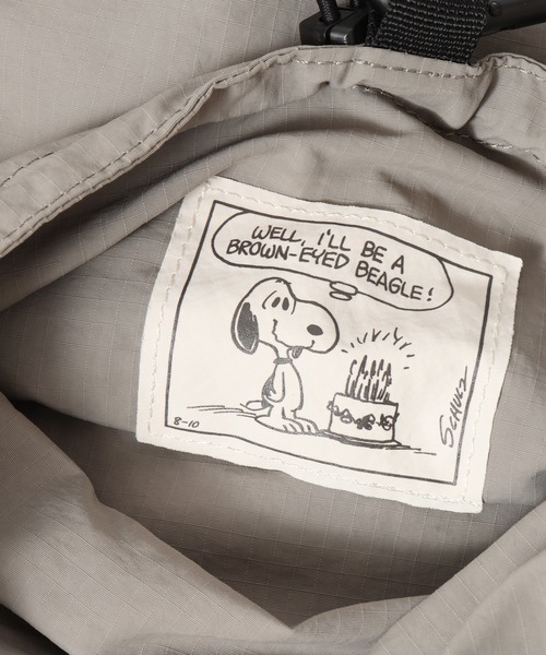 SNOOPY(スヌーピー)の「SNOOPY スヌーピー リュック デイパック折りたたみ(バックパック/リュック・レディース・ライトグレー/ブラック・FREE)」の4枚目の写真