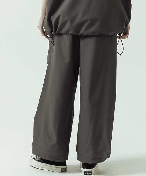 SLICK(スリック)の「【ZOZO限定】SLICK/スリック/Cool Dots Knee Tuck Over Pants / クールドッツニータックオーバーパンツ(その他パンツ・メンズ・ベージュ/ブラック/チャコールグレー・1/2/3)」の20枚目の写真
