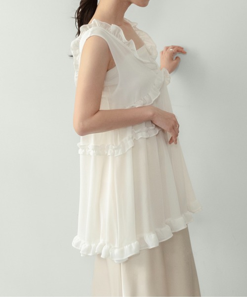 on:nue（オンニュ）の「【on:nue】[着用動画あり！] Vネックティアードフリルロングチュニック（シャツ/ブラウス・レディース・ブラック/ホワイト・FREE）」の21枚目の写真