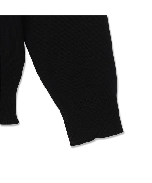 Guess(ゲス)の「MASON Logo Sweater セーター(ニット/セーター・メンズ・ブラック・SMALL/MEDIUM/LARGE/X-LARGE)」の4枚目の写真