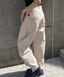 バック刺繍ツイルカーブパンツ